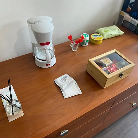 Integral , La Defense Paris , Propre A Cote De Tous Commodite