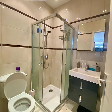 Integral , La Defense Paris , Propre A Cote De Tous Commodite Apartment